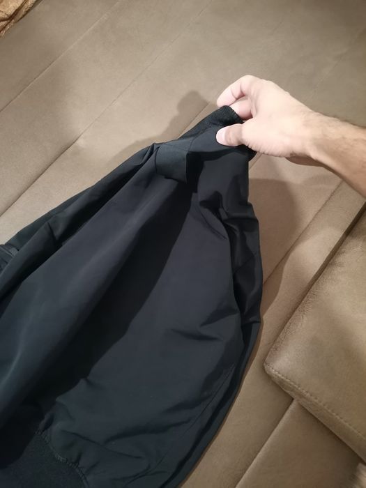 Яке тип бомбър, мъжко.