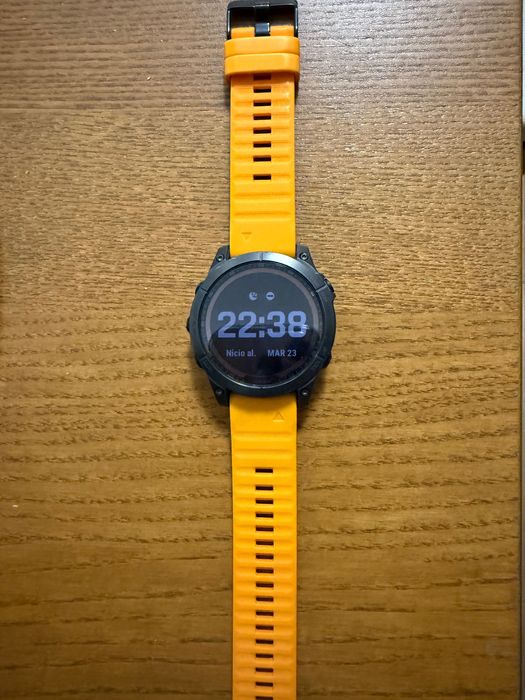 Vând ceas Garmin Fenix 7 Sapphire Solar de 47 mm cu încărcător