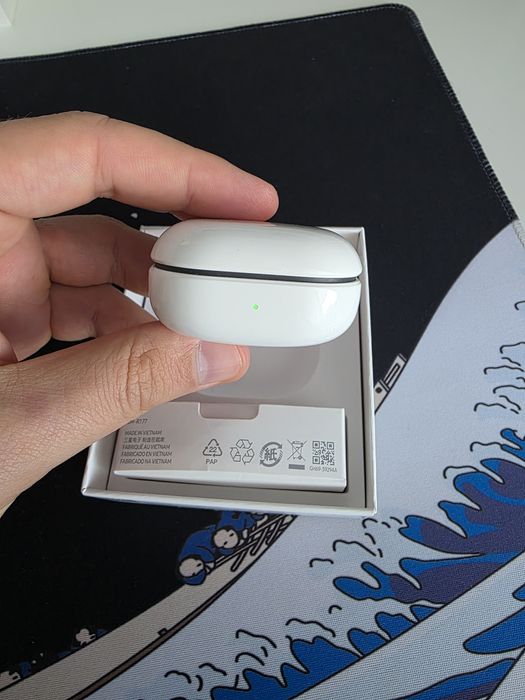 Vand casti Samsung Buds2