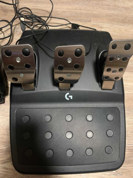 Vand Logitech G923 Trueforce + Schimbator Logitech Driving Force