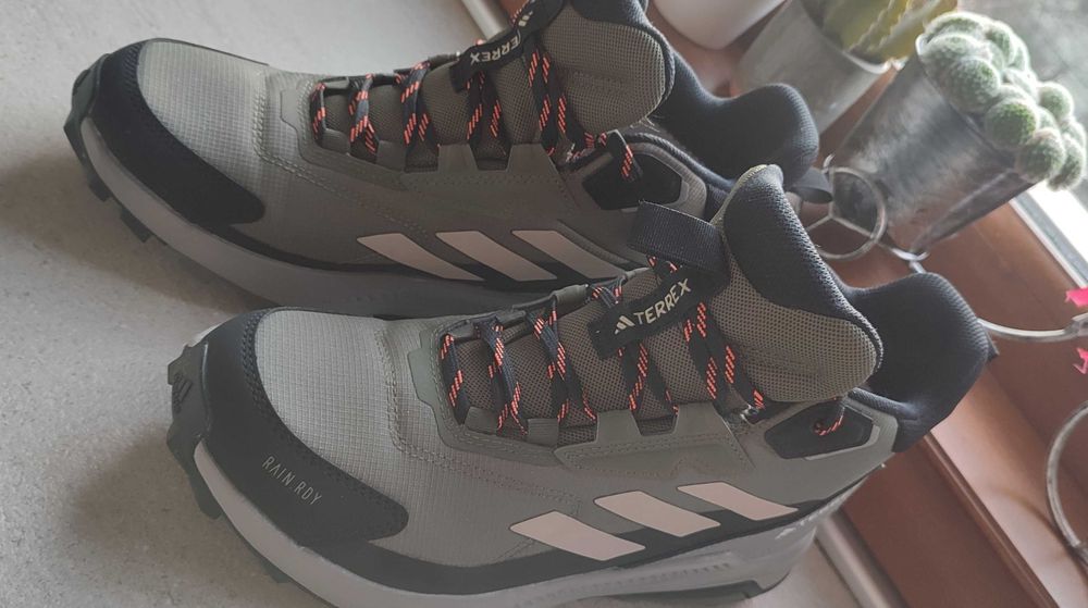 Туристически обувки Adidas Terex