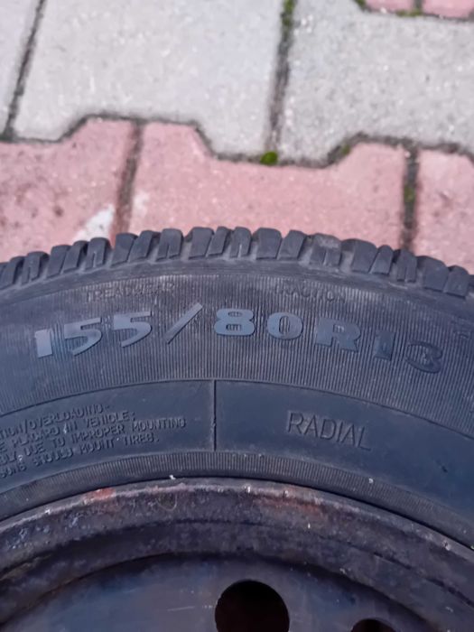 Vand cauciucuri iarna 155/80 R 13 aproape noi folosite un sezon