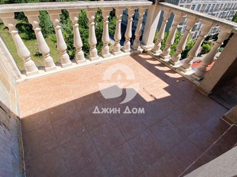 Продава се Двустаен апартамент в к.к. Слънчев бряг - 77 кв.м за 1182 €/кв.м - Снимка #7