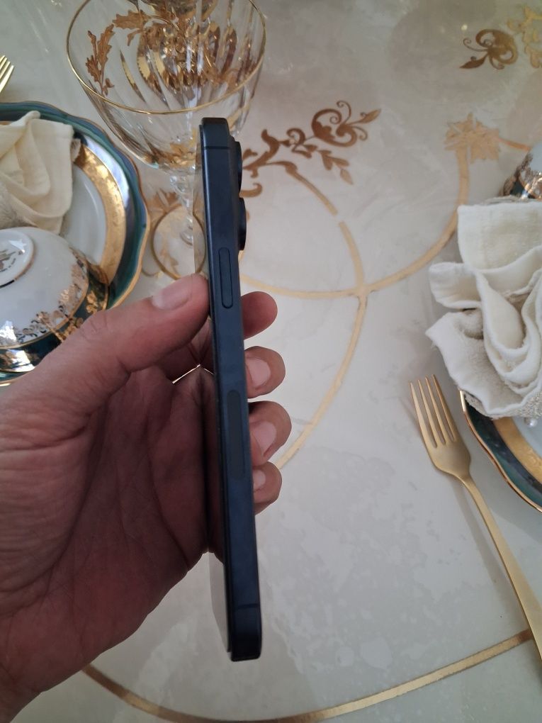 15 Pro Max 256gb E Sim