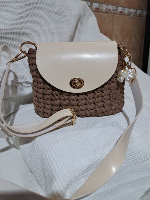 Genti de mana/unar lucrate manual