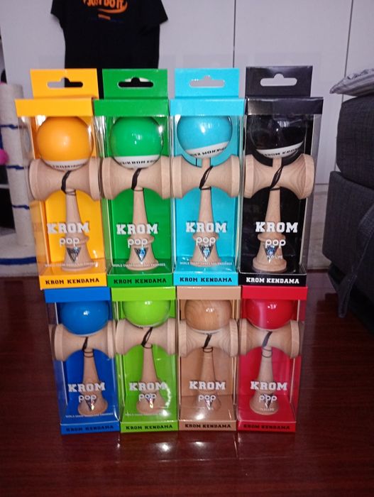 Kendama Krom Pop  Sticky