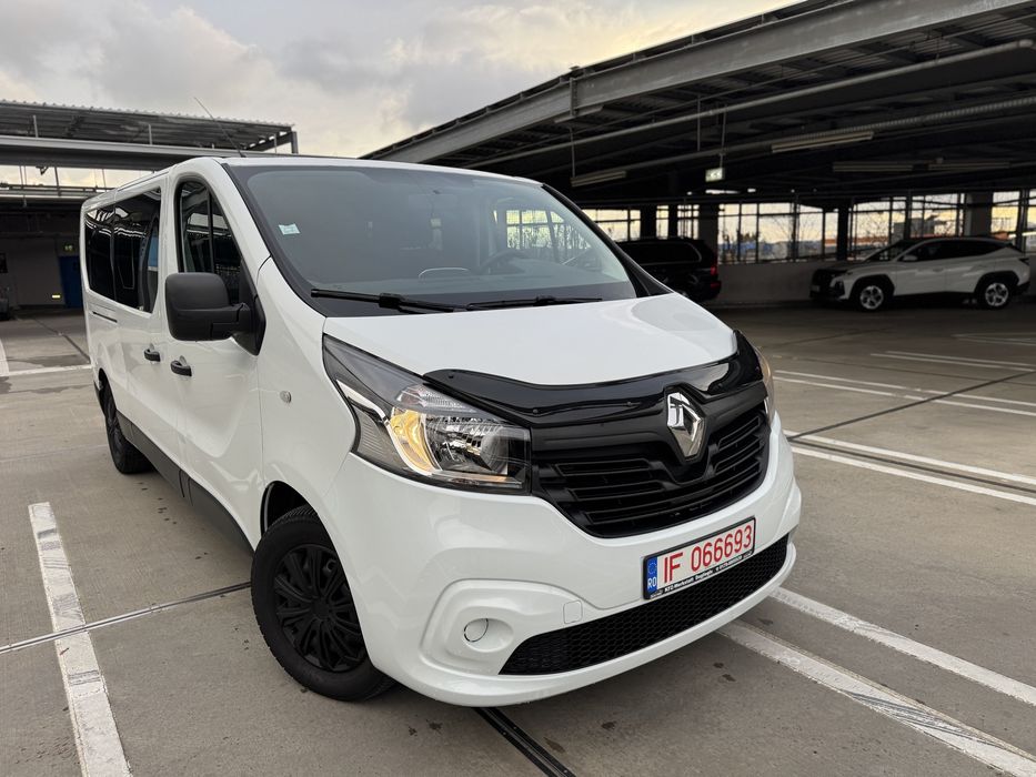 Renault Trafic model Long L2H1 /9 Locuri