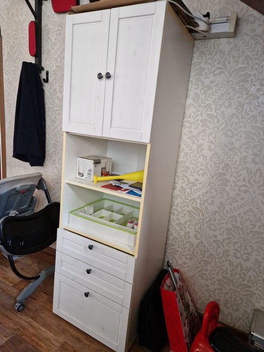 Шкаф белый ikea в хорошем состоянии