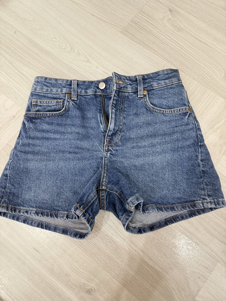 Къси панталони zara bershka hm