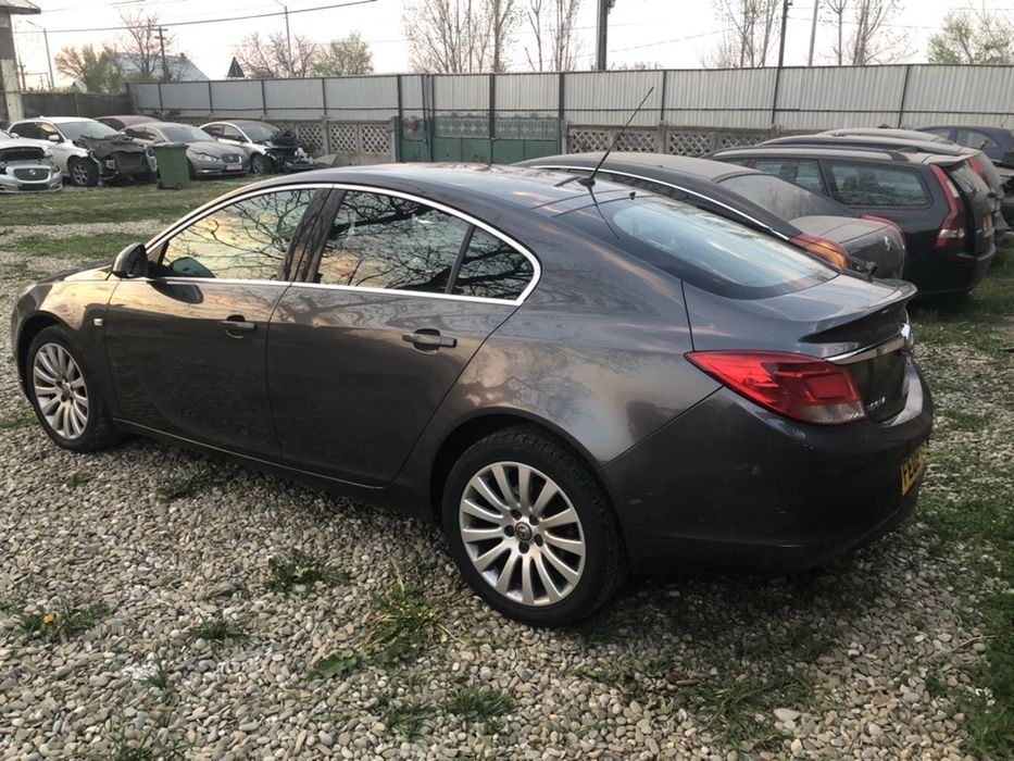 Dezmembrez Opel Insignia 2.0 CDTi