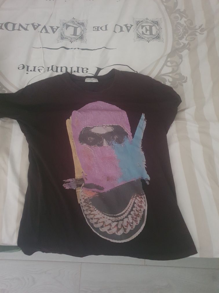 Tricou Mask On ediția trecută