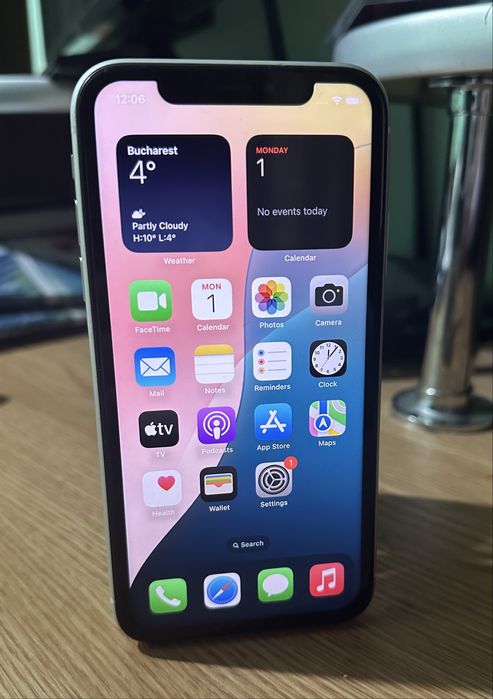 iPhone 11 64 GB alb
