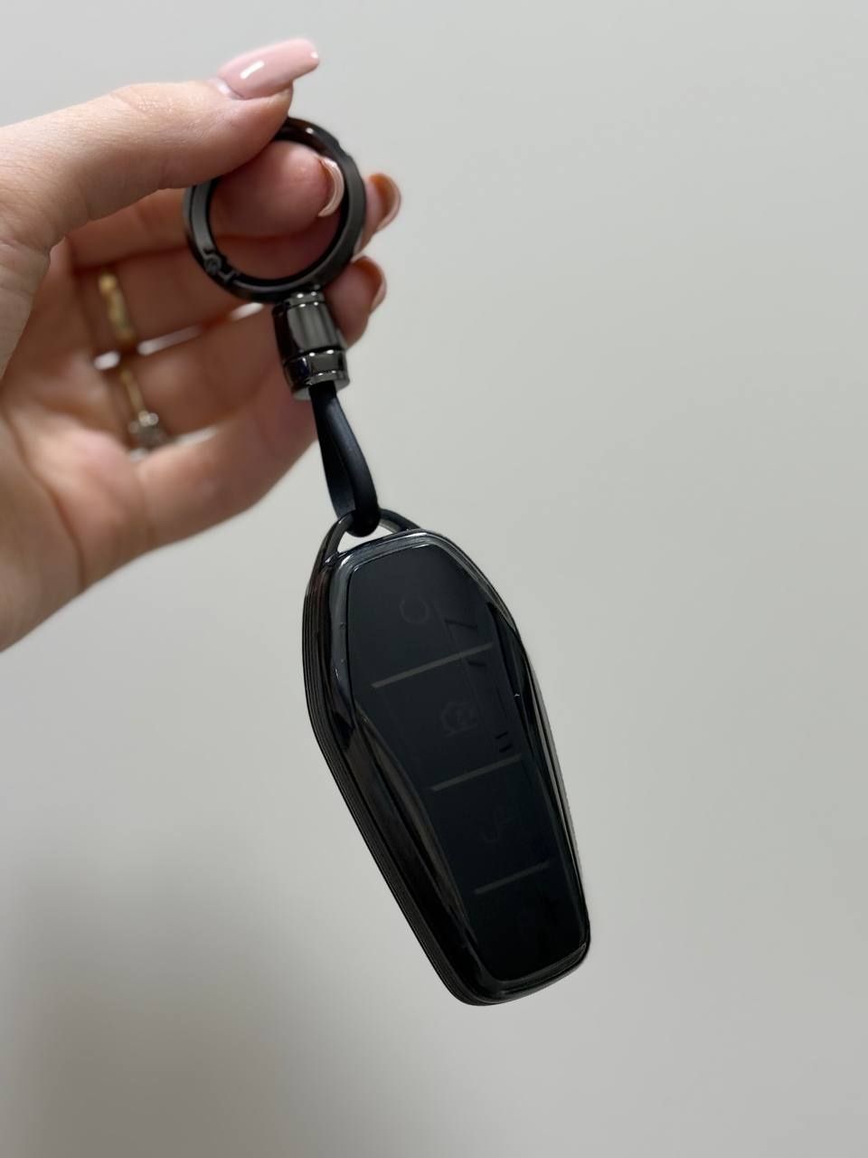 Силиконовый чехол для ключа byd черного цвета