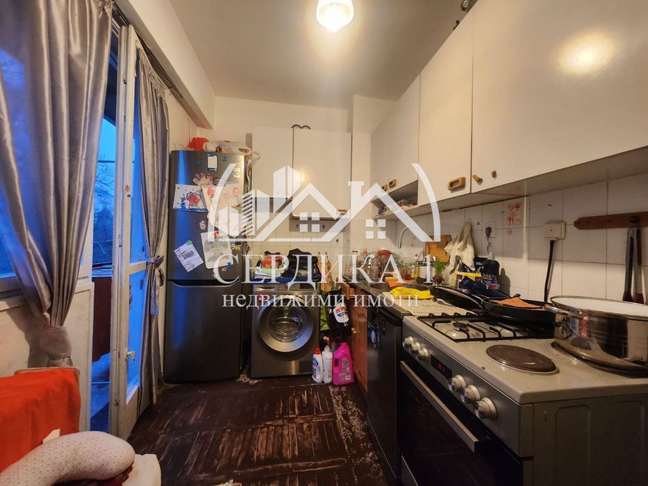 Продава се Двустаен апартамент в София, Гоце Делчев - 63 кв.м за 2508 €/кв.м - Снимка #1