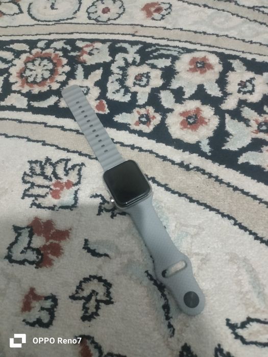 продам апл воч мини рабочи