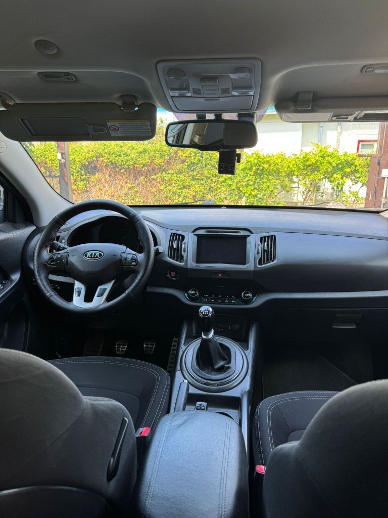 Vând Kia Sportage 1.7CRDI 4x2