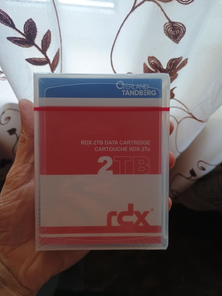 cartus,Overland-Tandberg,2TB,RDX,8731-RDX