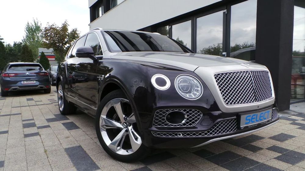 Bentley Bentayga Bentley Bentayga W12 Silver Storm - Damson
