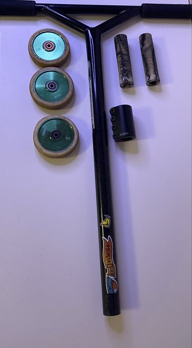 Продам запчасти на самокат