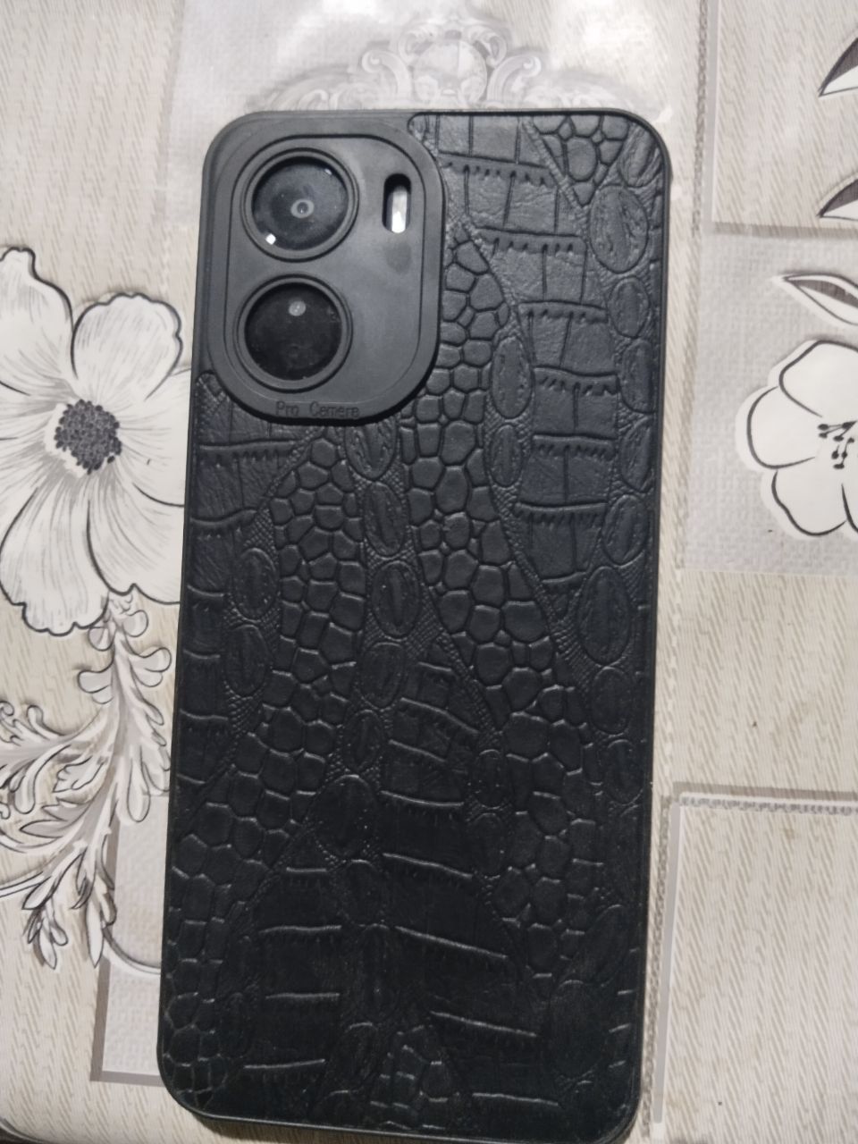 Vivo y 16 3/32 iwlatwga zor tel aybi yo iwlawi zor srocni