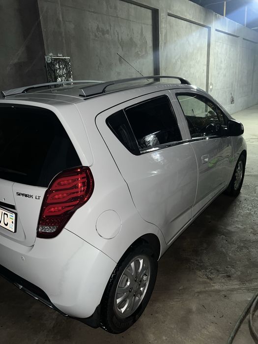 Спарк наварот сотилади. 2017 йил