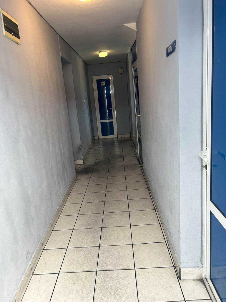 Продава се Промишлена сграда в Димитровград - 800 кв.м за 542 €/кв.м - Снимка #4