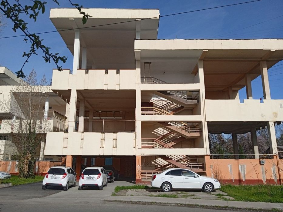 Гунча. 7 хонали дом