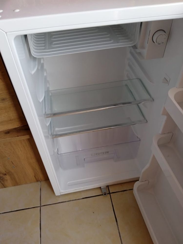 Холодильник сатамын, продам холодильник
