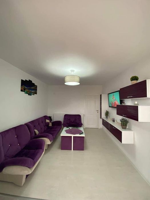 Închiriez apartament 57m pătrați utilat complet