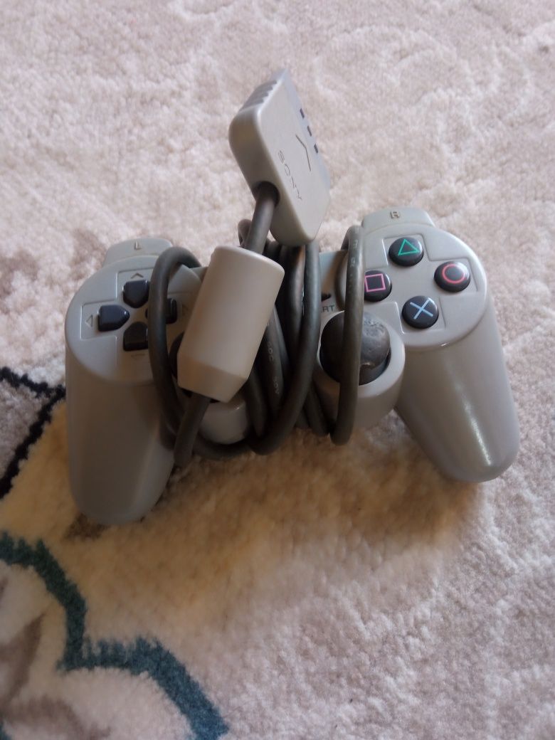 Playstation 2 sotiladi