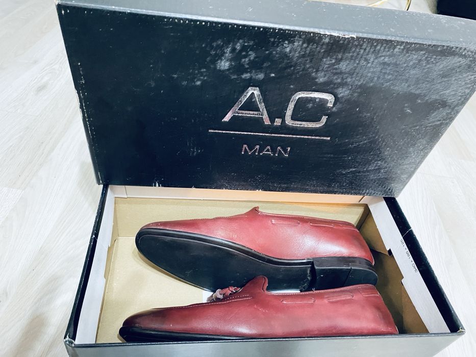 Mocasini din Piele