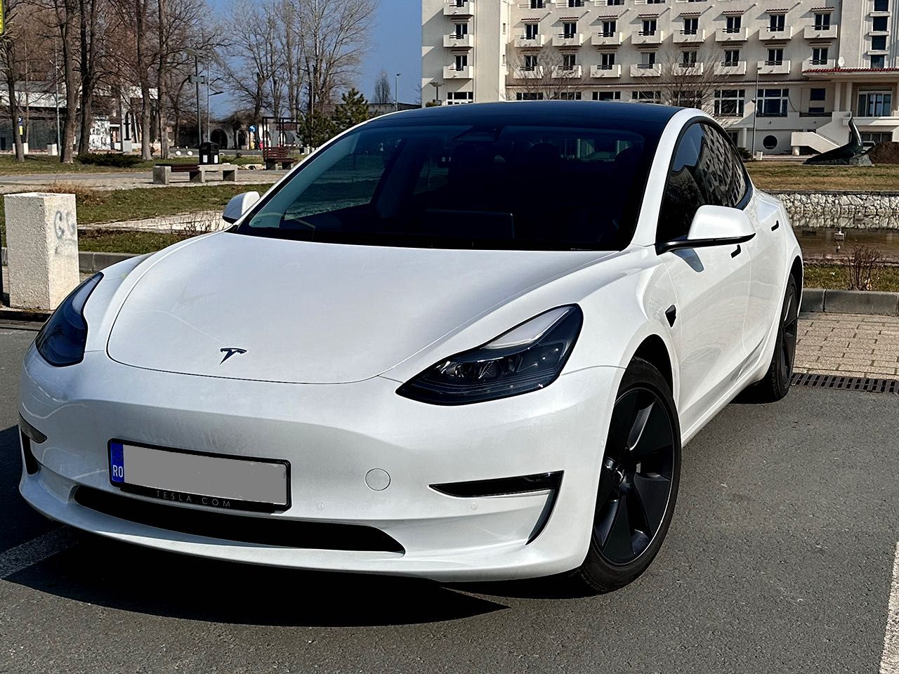 Tesla Model3 - dual motor AWD