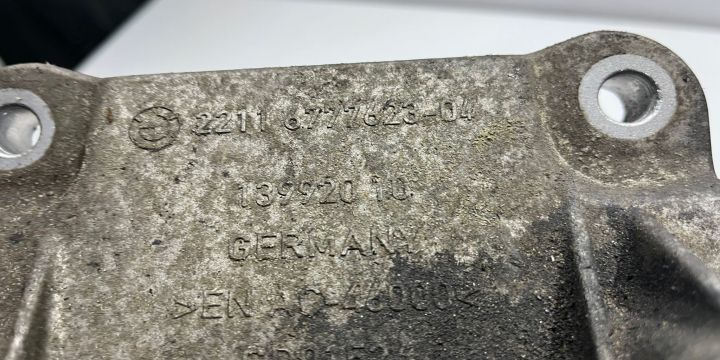 Suport motor 3.0D 6777623 BMW Seria 7 F01/F02 [2008 - 2012]