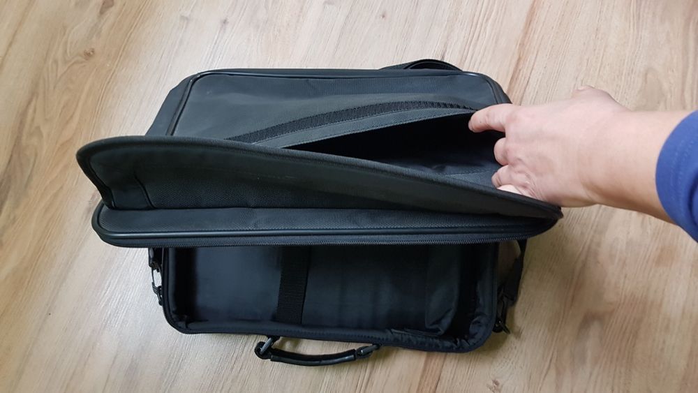 качествена чанта за лаптоп 16 - 17 инча