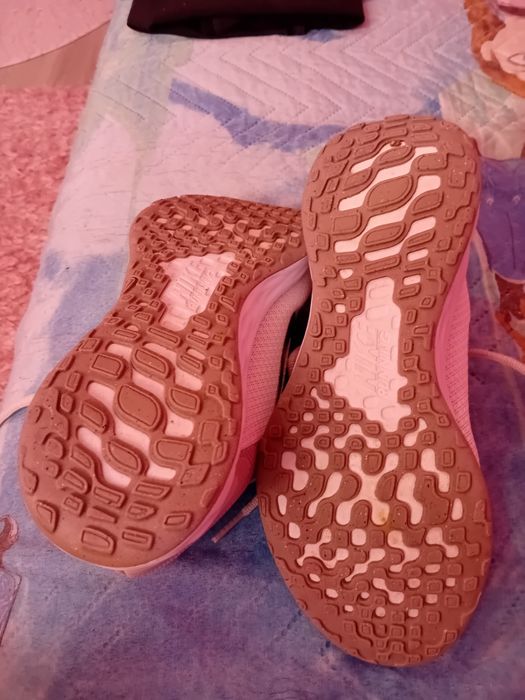 Маратонки Найк, 36,5 номер