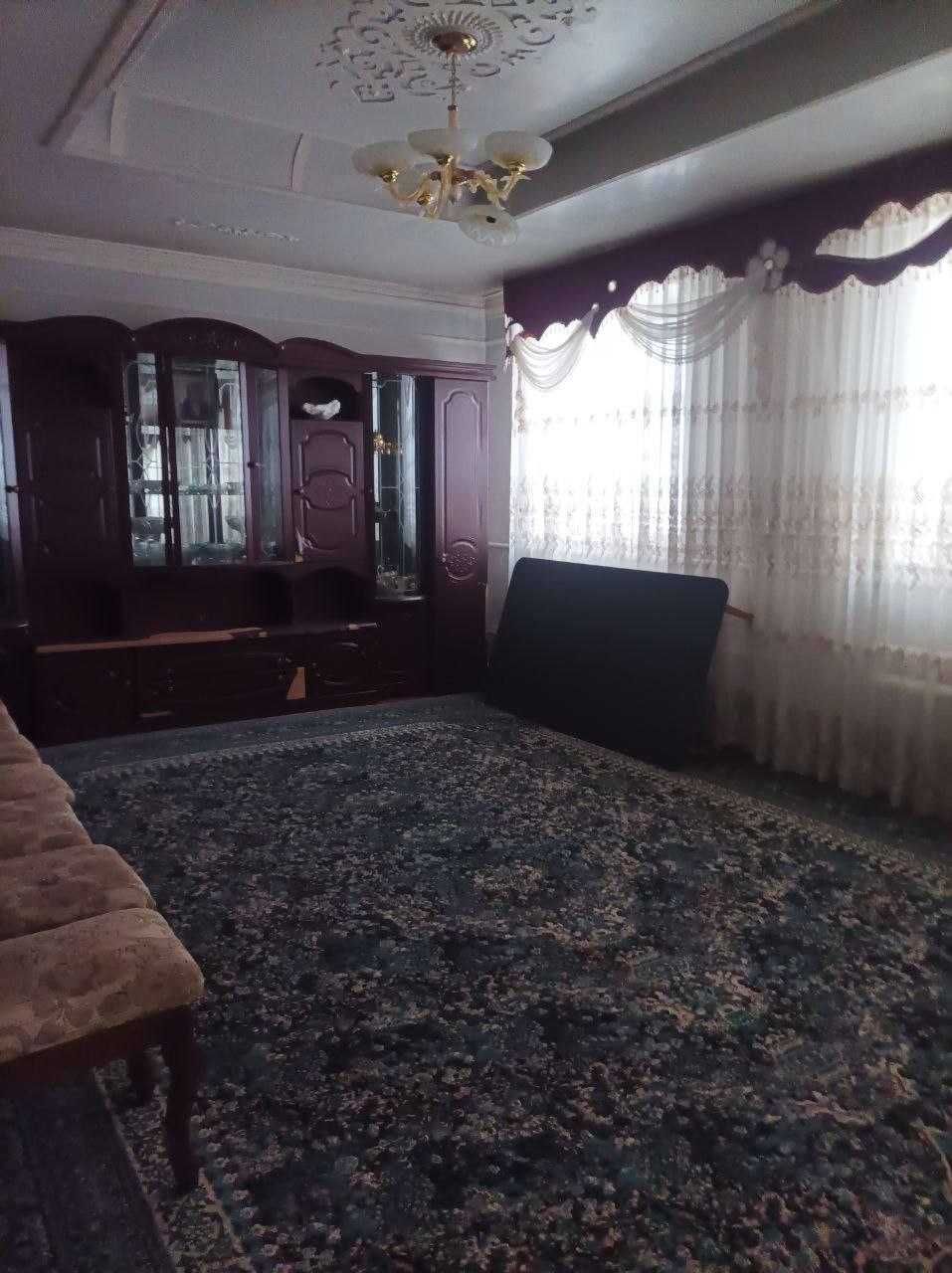 Uy sotiladi 16 sotik