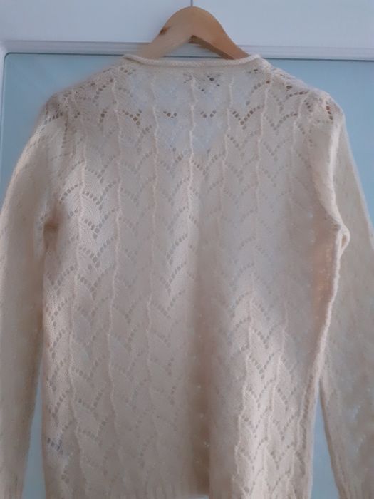 Pulover din mohair și lână, culoarea naturală a lânii