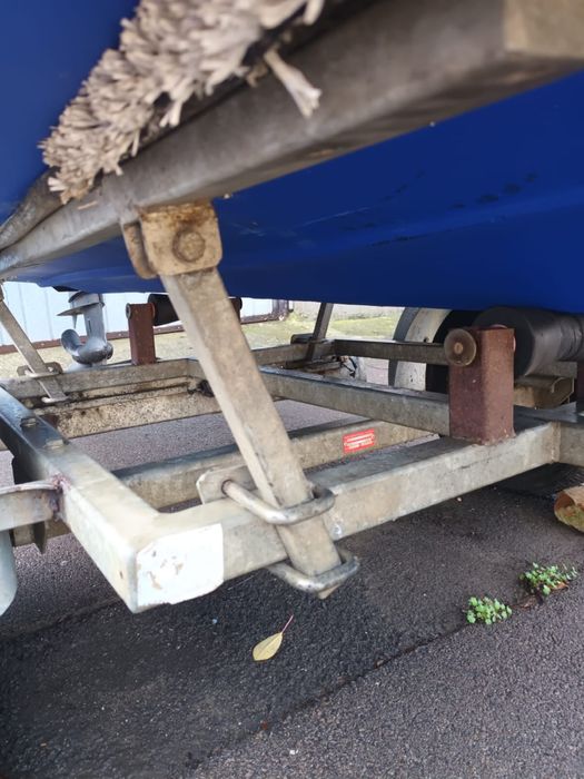 Se vinde barca, motor si peridoc