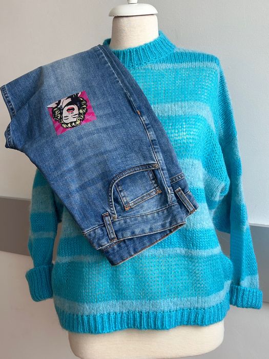 Страхотни арт дънки и мек пуловер плетиво Vicolo