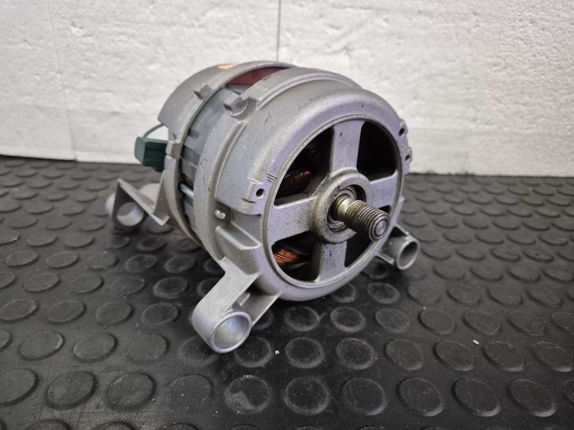 Motor masina de spalat Indesit ax scurt ACC 20584 / R34