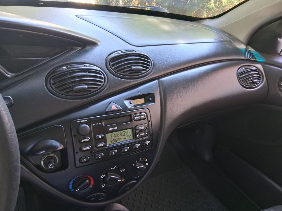 форд фокус дизел супер запазен