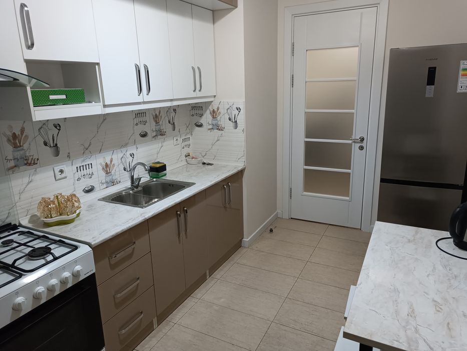 Сдаю в аренду новостройку в Алмазар Сити 2х ком. 69 КВ. М. 2-балкона