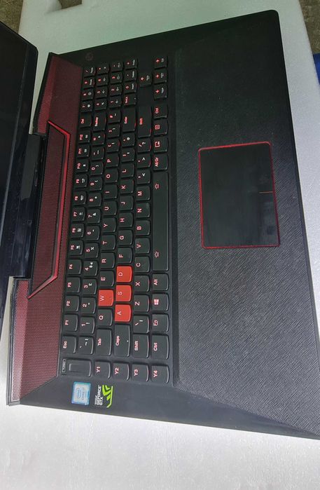 Lenovo legion y910 / 17.3 / 75hz/ GTX 1070 8GB