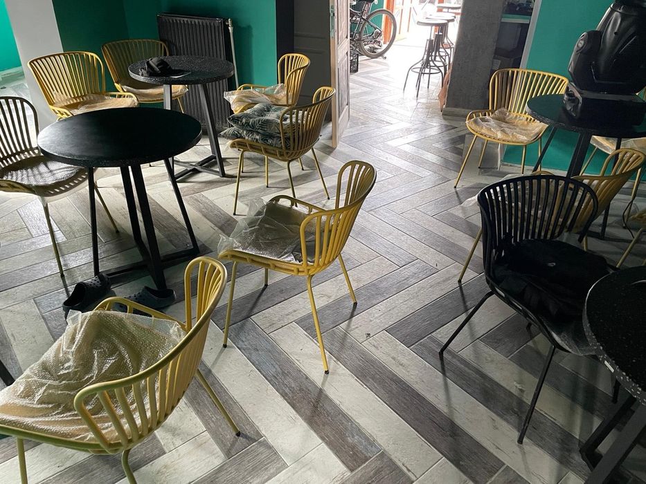 ECHIPAMENTE HORECA + Mobilier (mese, scaune)