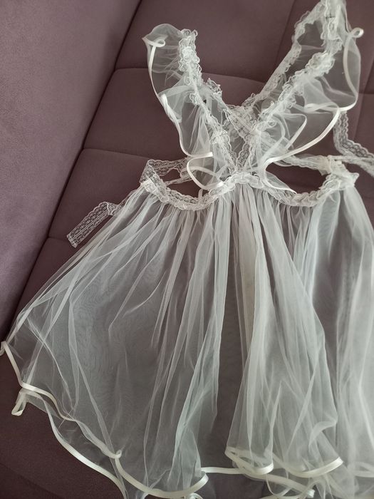 Продам фартук для выпускного класса.