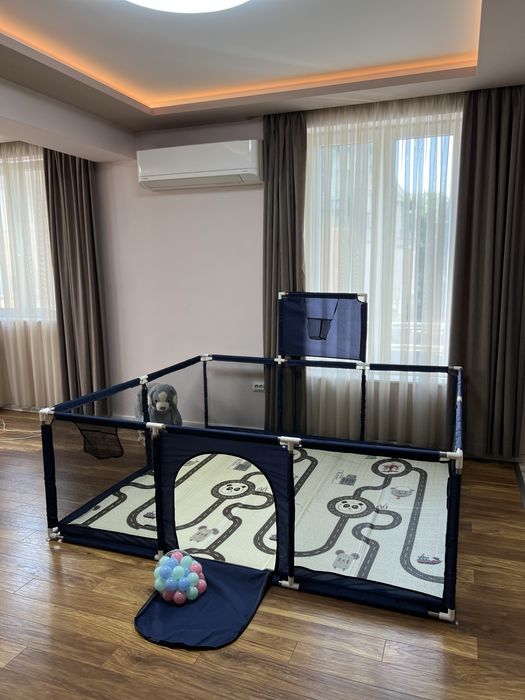 Големи нови кошари + килимчета/ПОДАРЪК 30бр. топки