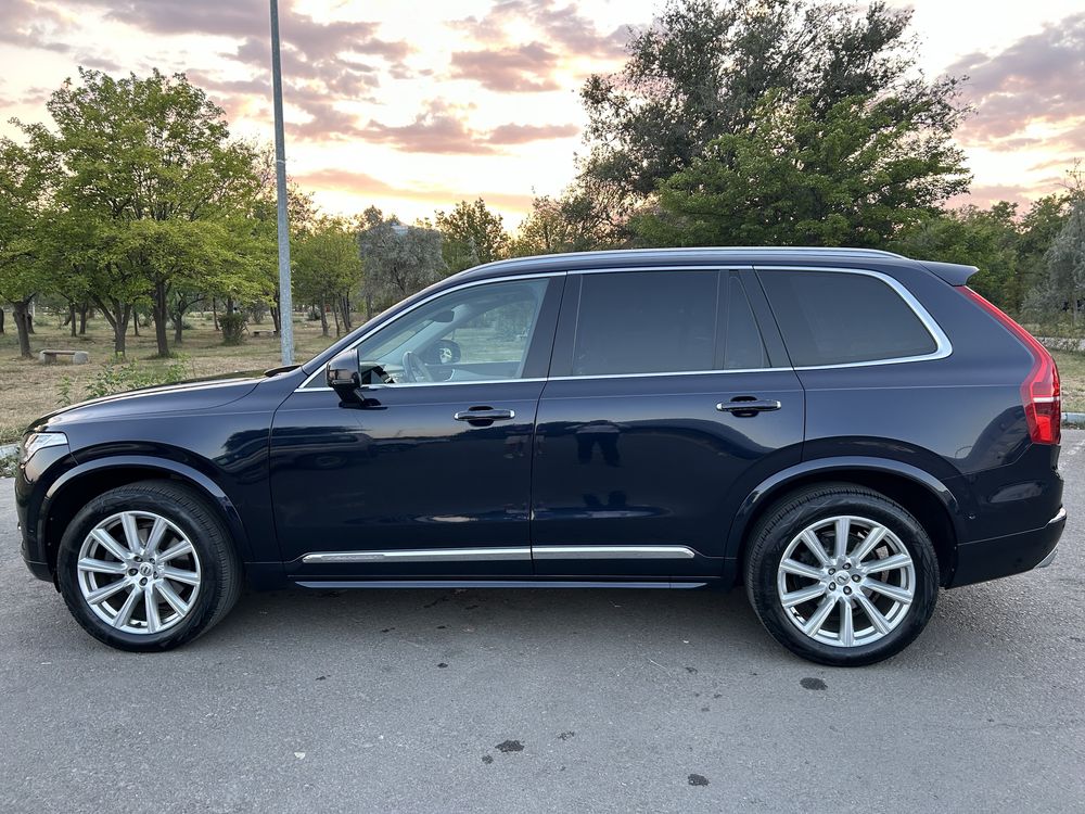 Volvo XC90 –7 scaune