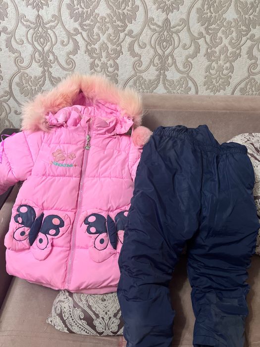 Продам зимний комплект для девочки