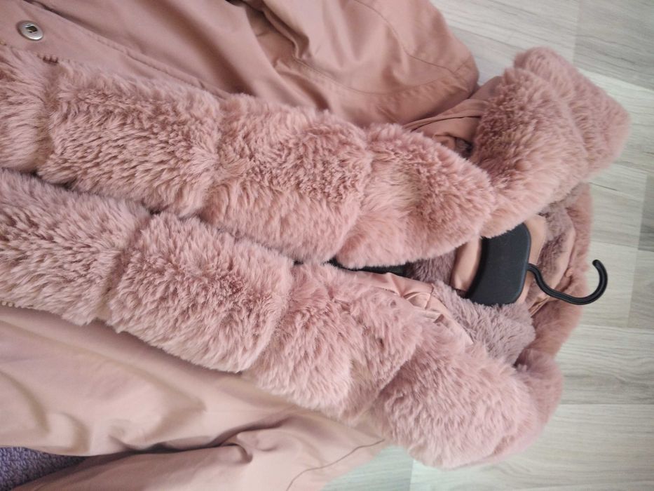 Зимно яке с яка и мека подплата