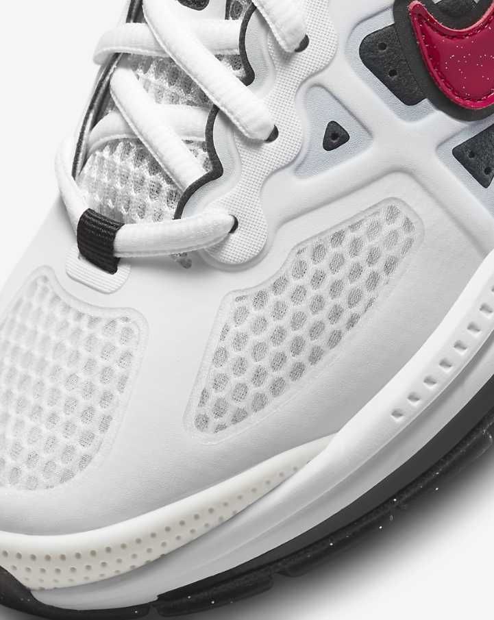 NIKE Air Max Genome- оригнални, чисто нови, номер 37,5